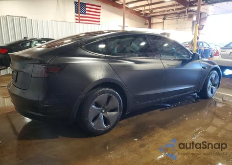 2022 Tesla Model 3 z USA, uszkodzony, nr VIN 5YJ3E1EB3NF251988